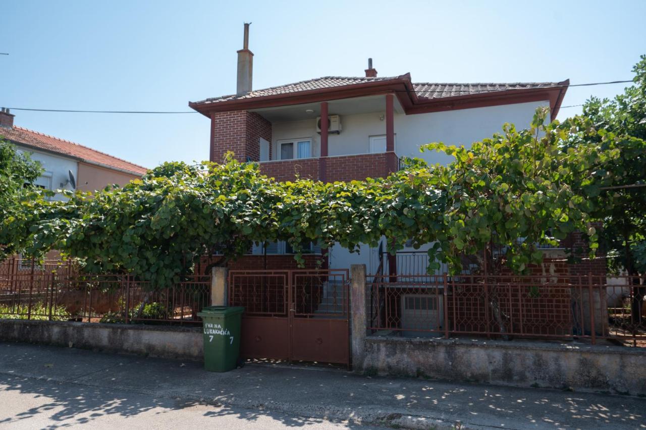 Modern Apartment Edda - Quiet Area - Close To Old Town And Beaches Zadar Ngoại thất bức ảnh