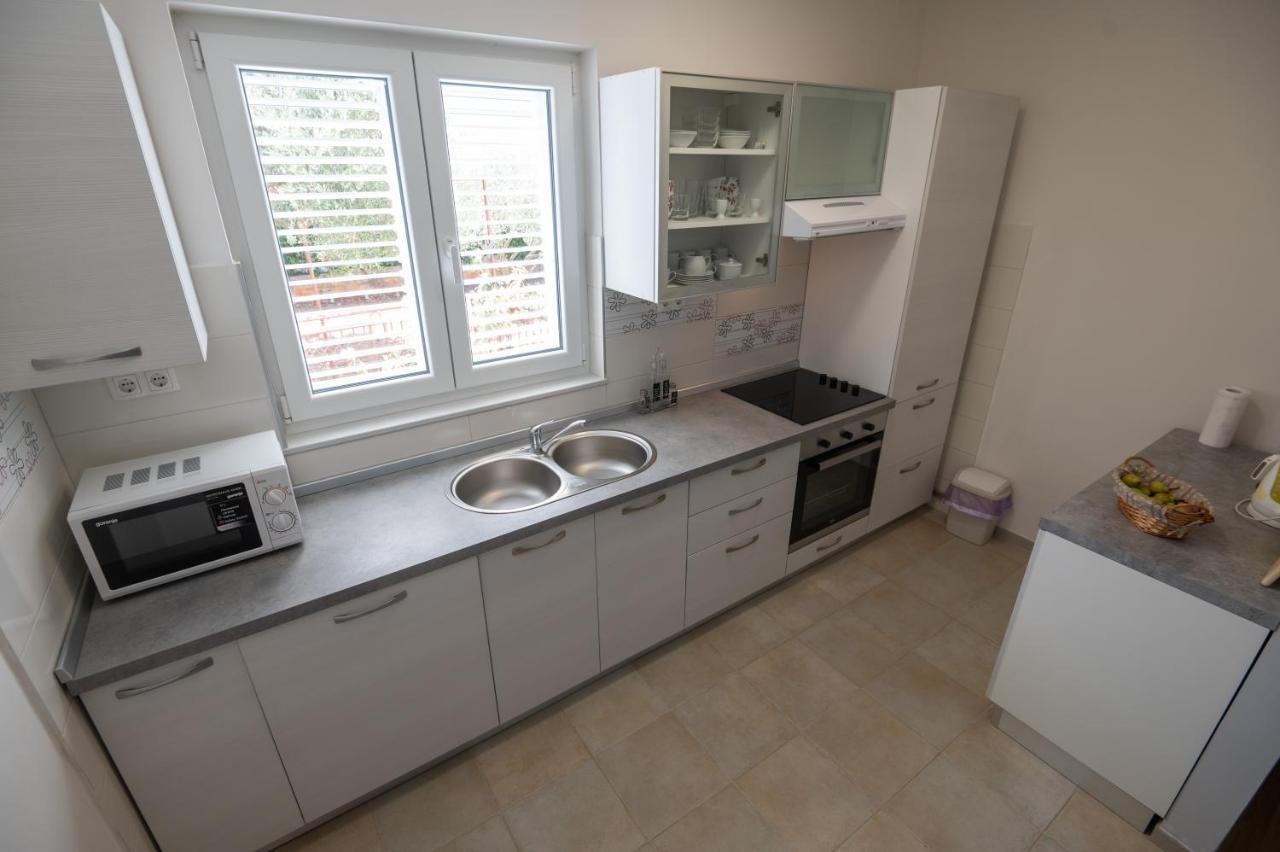 Modern Apartment Edda - Quiet Area - Close To Old Town And Beaches Zadar Ngoại thất bức ảnh